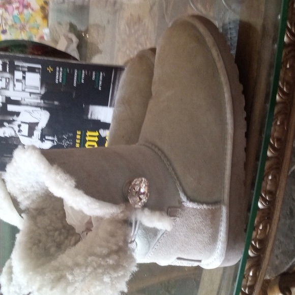 Ugg Boots (EUC) Mint Green Bailey Bling - Picture 4 of 8